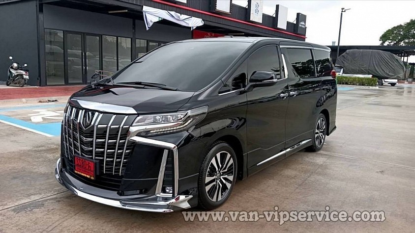 Rent a van with a driver to the airport.