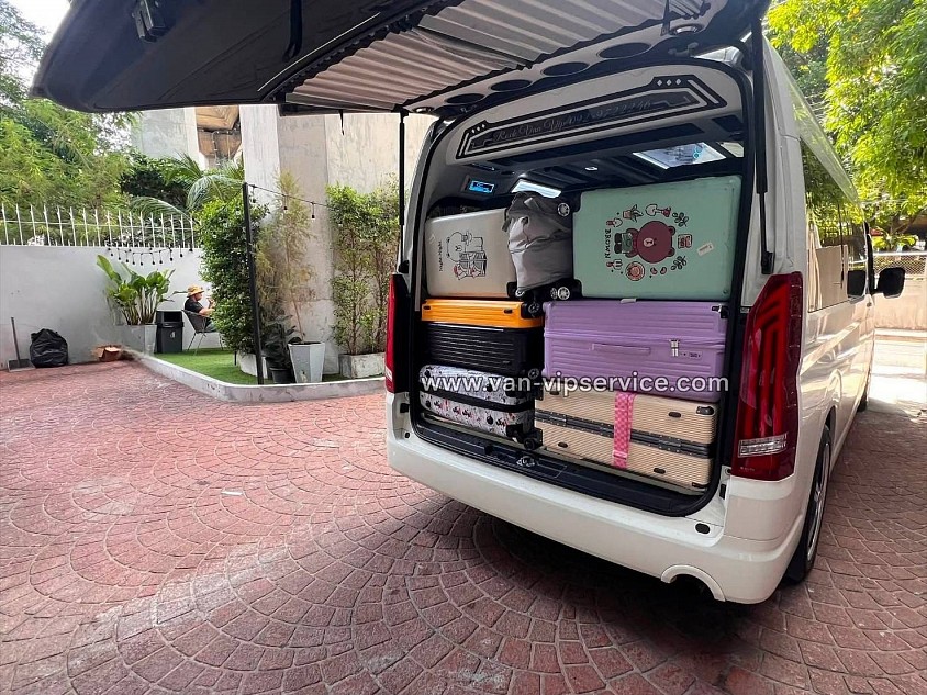 Call a minivan from Pattaya to Bangkok.