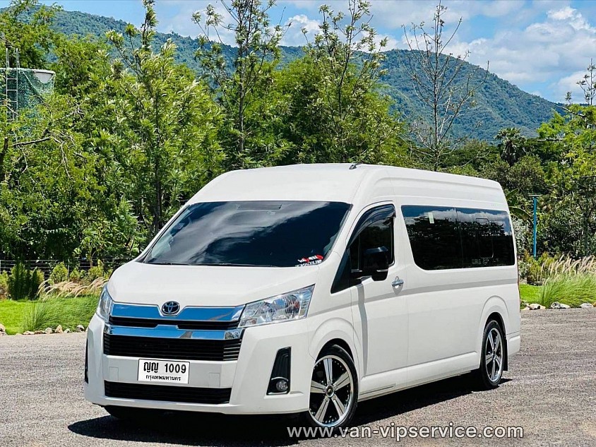 Hire a van to Laem Bali Hai Pier.