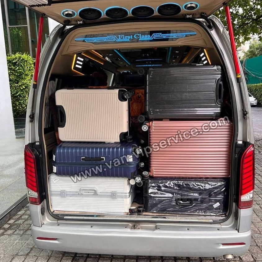 Call a VIP van to Suvarnabhumi Airport.