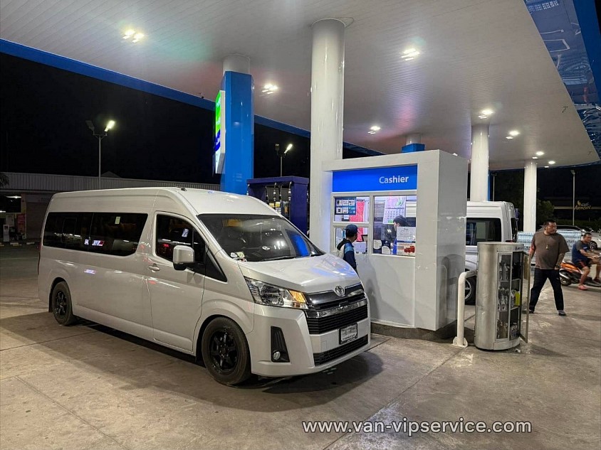 Book a van to Don Mueang Airport.