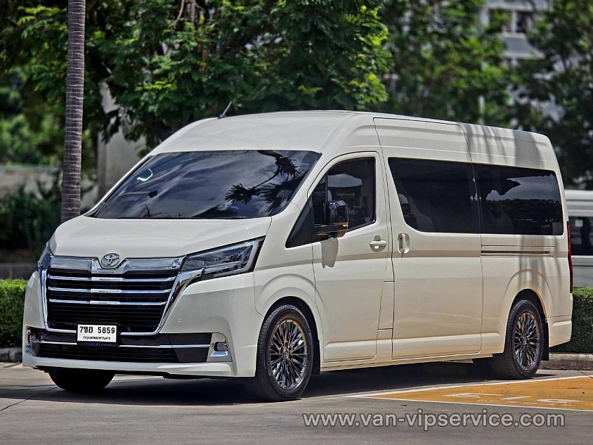 Call a VIP van to Khao Yai.