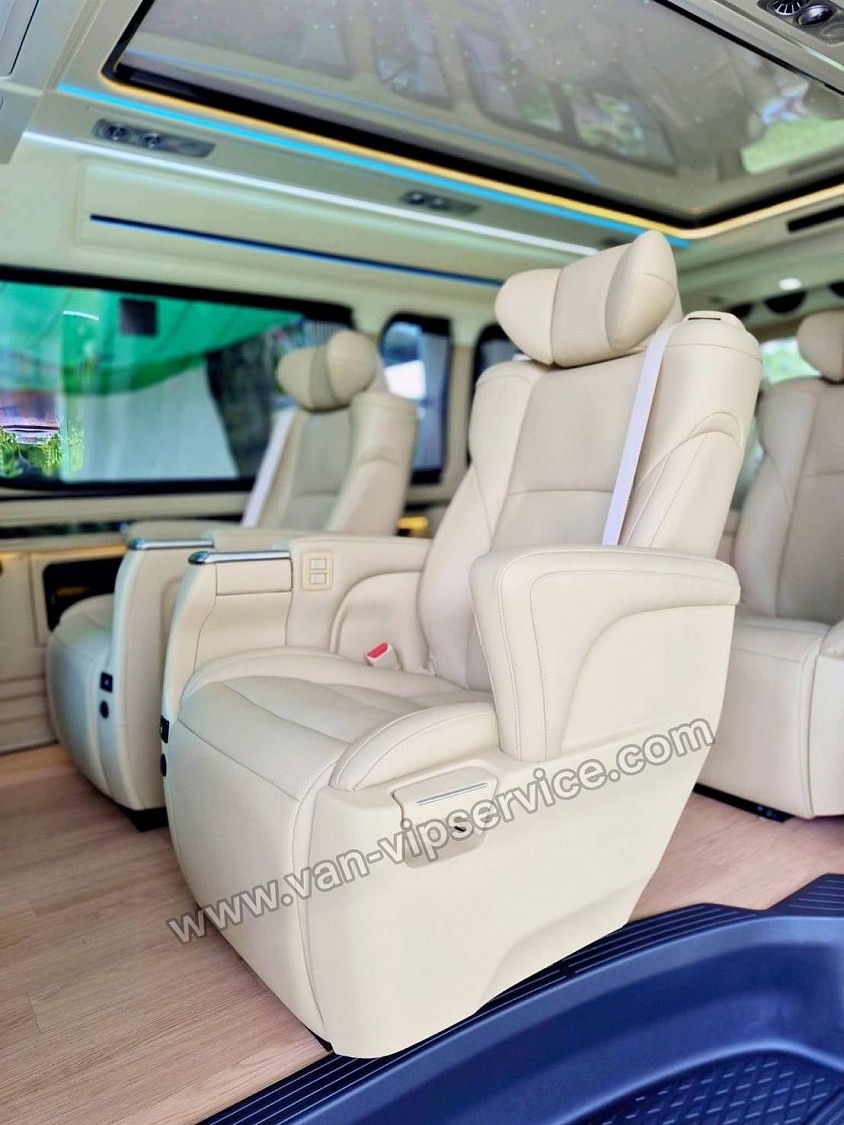 Book a minivan to Chanthaburi.