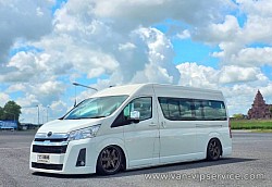 Rent a VIP van in Pattaya.